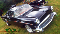 Buick Roadmaster 1957 - glanz Schwarz / matt Schwarz / glanz rot
