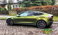 wrappsta.de-carwrapping-vollfolierung-Tesla Model 3-Satin Hope-Green-02