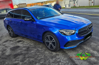 Mercedes E Klasse - blue gem - Glanz Schwarz
