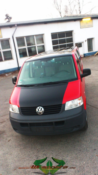 wrappsta.de carwrapping-autofolierung VW-T5 blut-rot glanz-schwarz 11