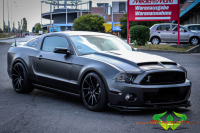 wrappsta.de carwrapping-vollfolierung Ford-Mustang-Cobra-2013 Satin-Nero 114