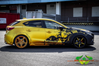 wrappsta.de carwrapping-vollfolierung Mazda-3 Energetic-Yellow-Metallic Matt-Schwarz 6