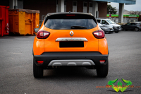 wrappsta.de carwrapping-vollfolierung Renault-Capture Glanz-Schwarz-Metallic Kommunalorange 4