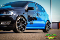 wrappsta.de carwrapping-vollfolierung VW-Polo-2014 Indulgent-Blue Scheibentoenung 08