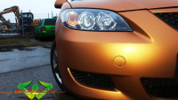 wrappsta.de carwrapping-vollfolierung mazda-3-emerald-green blaze-orange 09