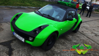 wrappsta.de carwrapping-vollfolierung smart-roadster gruen-glanz matte-schwarz 04